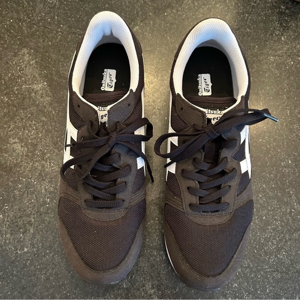 Onitsuka Tiger Shoes - Picture 9 of 9
